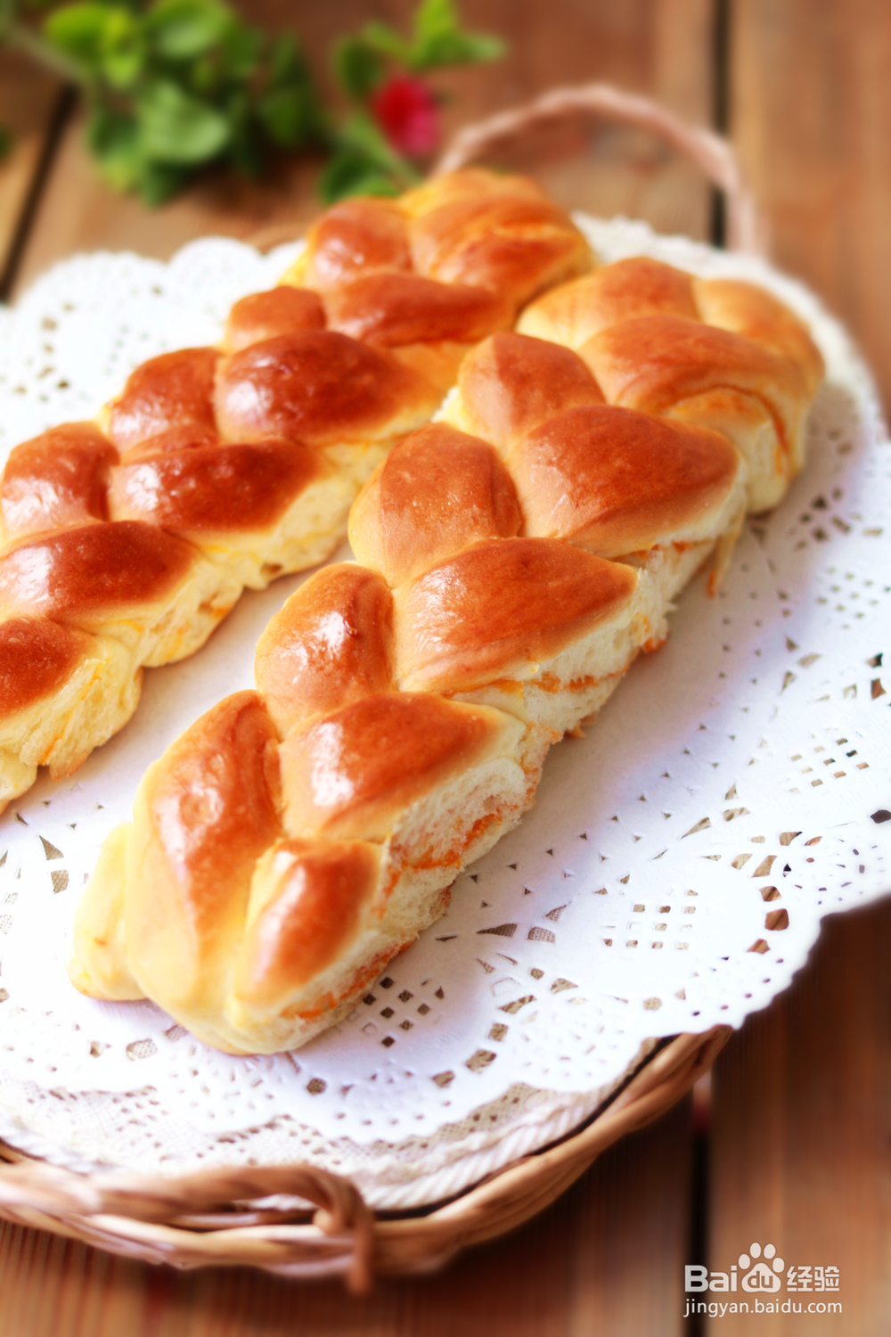 松软可口的【南瓜辫子面包】--小熊厨师机测评