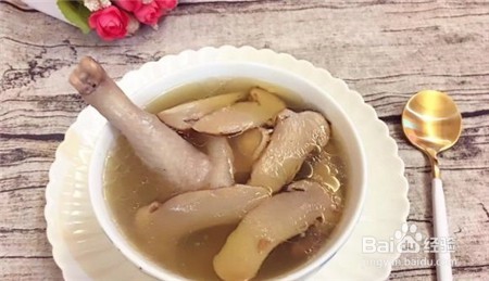 三七的功效与禁忌,点击查看三七的功效与禁忌