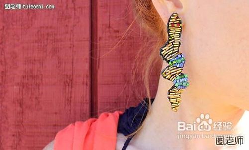 手工制作皮革串珠耳环