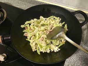 干煸菜花做法