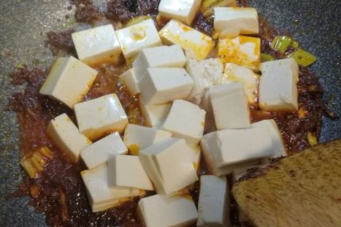 麻婆豆腐的做法（英文版)