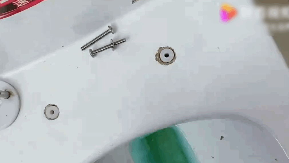 马桶盖的安装方法是什么