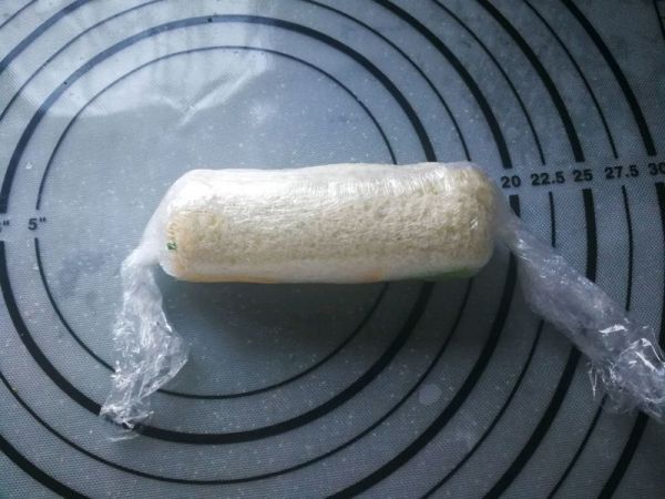 菠菜芝士吐司卷