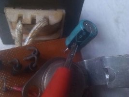 这样学使用万用表之 怎样看懂剃绒器电源