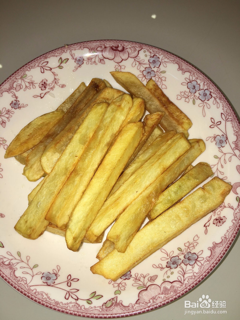 在家自制美味炸薯条