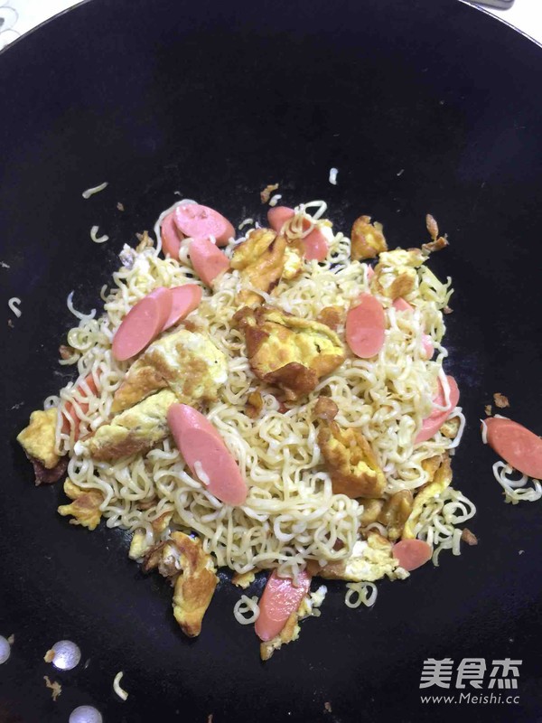炒方便面的做法
