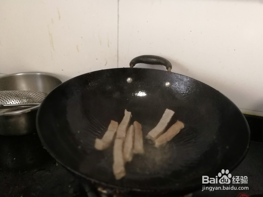 猪肉条炖豆角