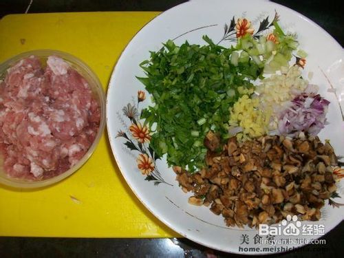 家常菜肴酿虎皮尖椒