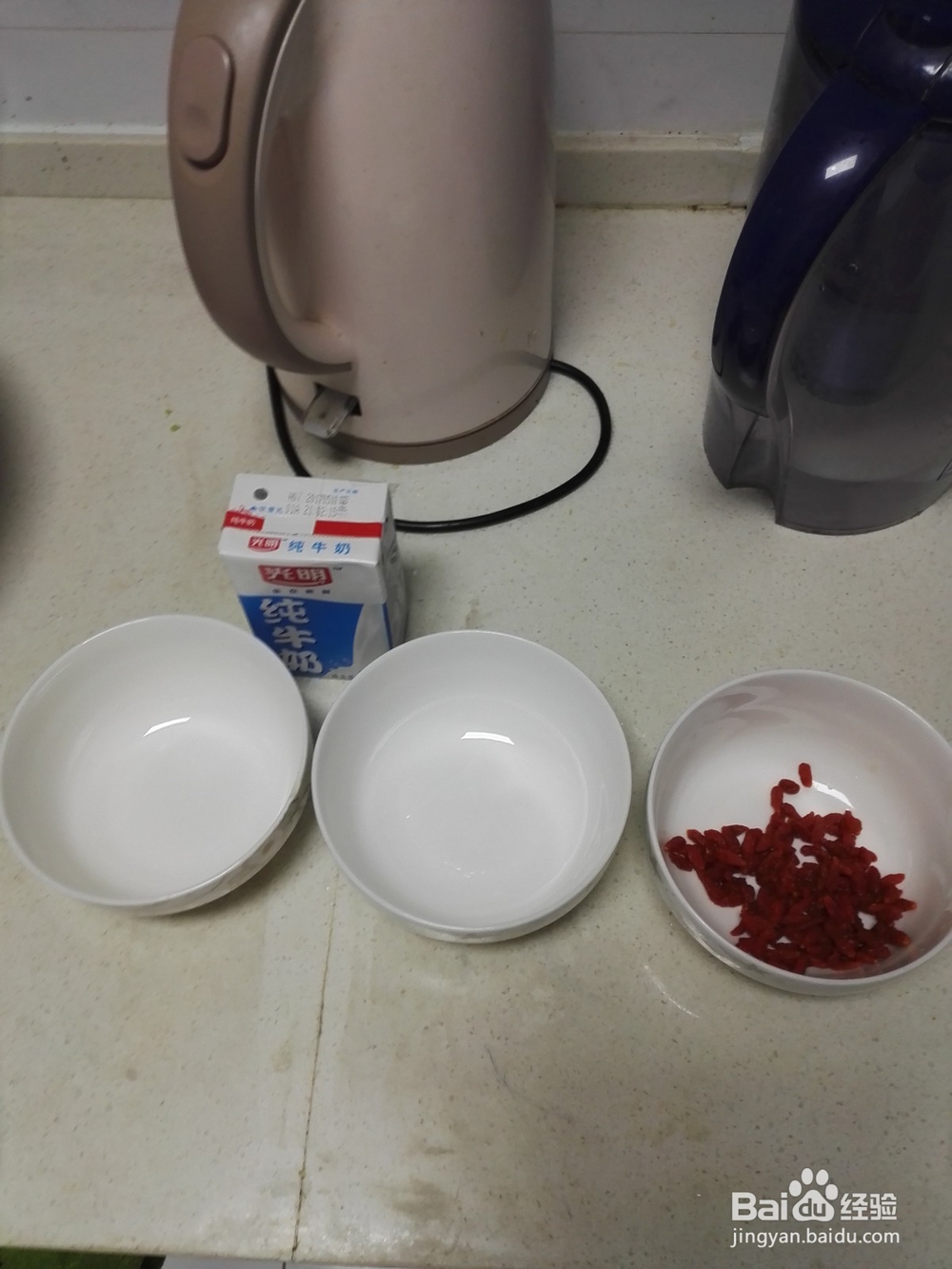 快速营养低热量早餐——燕麦牛奶+玉米+鸡蛋