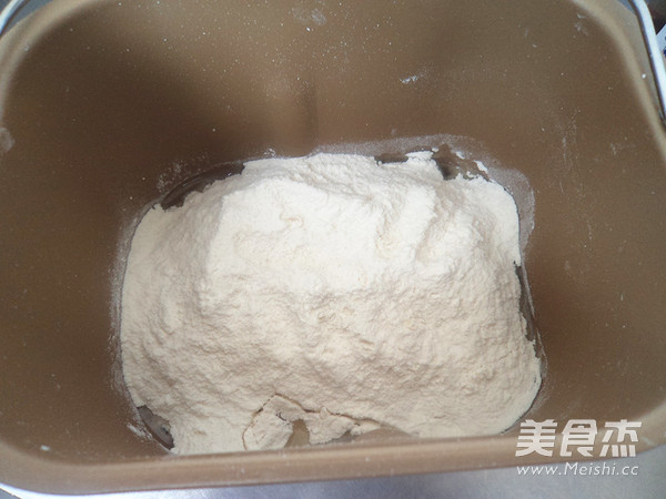 牛奶葡萄干面包
