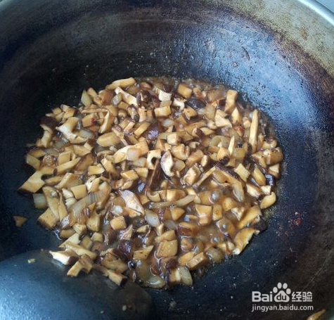 在家制作香菇肉丝面方法