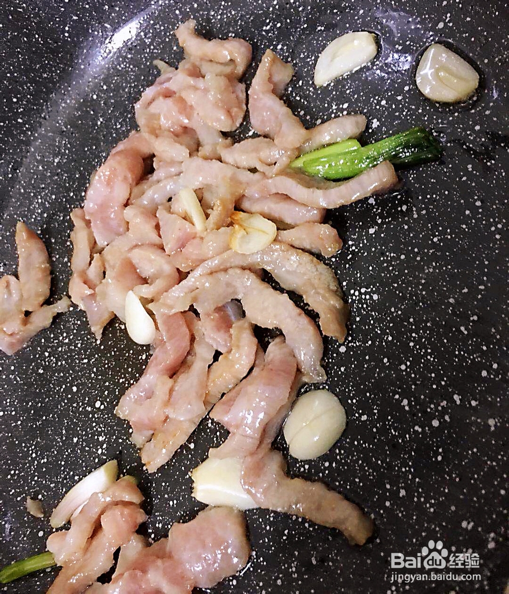 新手适合做的榨菜炒肉