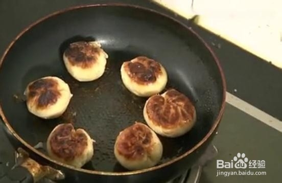 怎样做好榨菜鲜肉月饼呢