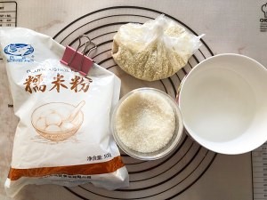 怎么做空心麻球