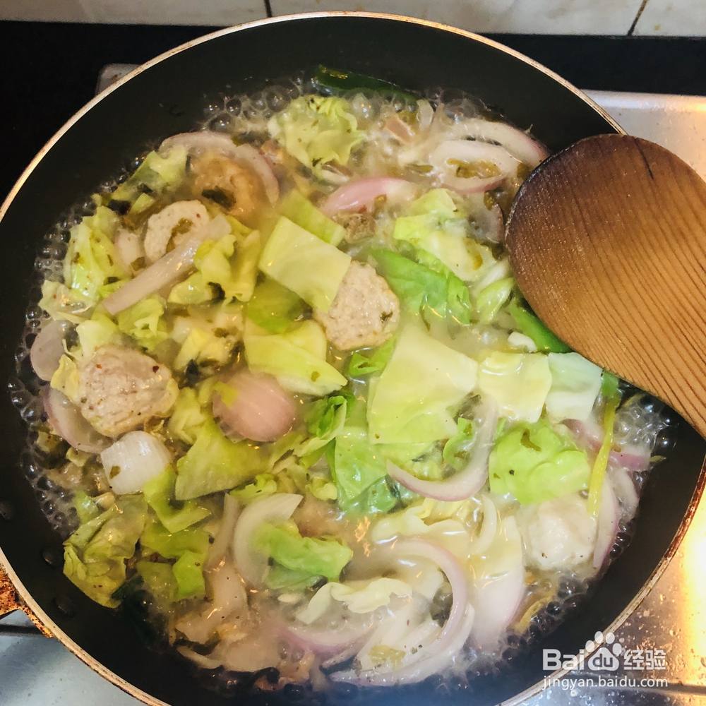 挑战自制力的蚌肉蔬菜汤米线