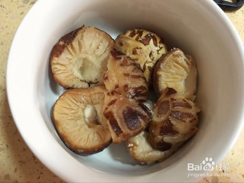 白花菇蒸鸡腿 百度经验