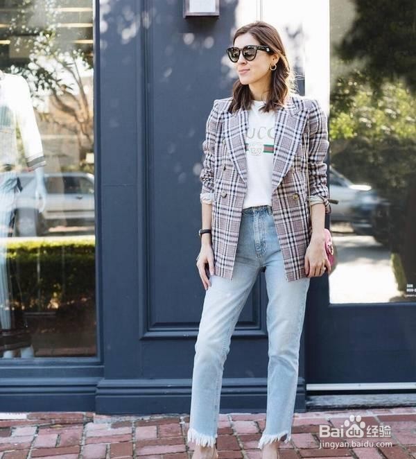 还在用西装配衬衫？你看穿破洞牛仔的宋茜同意吗
