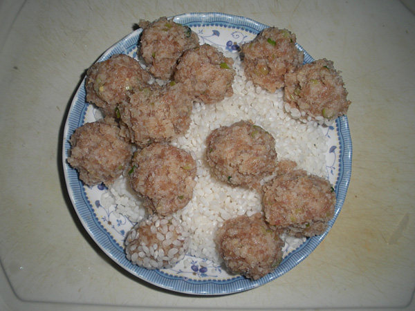 想吃干炸糯米猪肉丸？轻轻松松就能学会