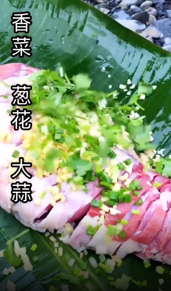 野外如何烤羊腿