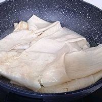 凉拌豆皮的做法