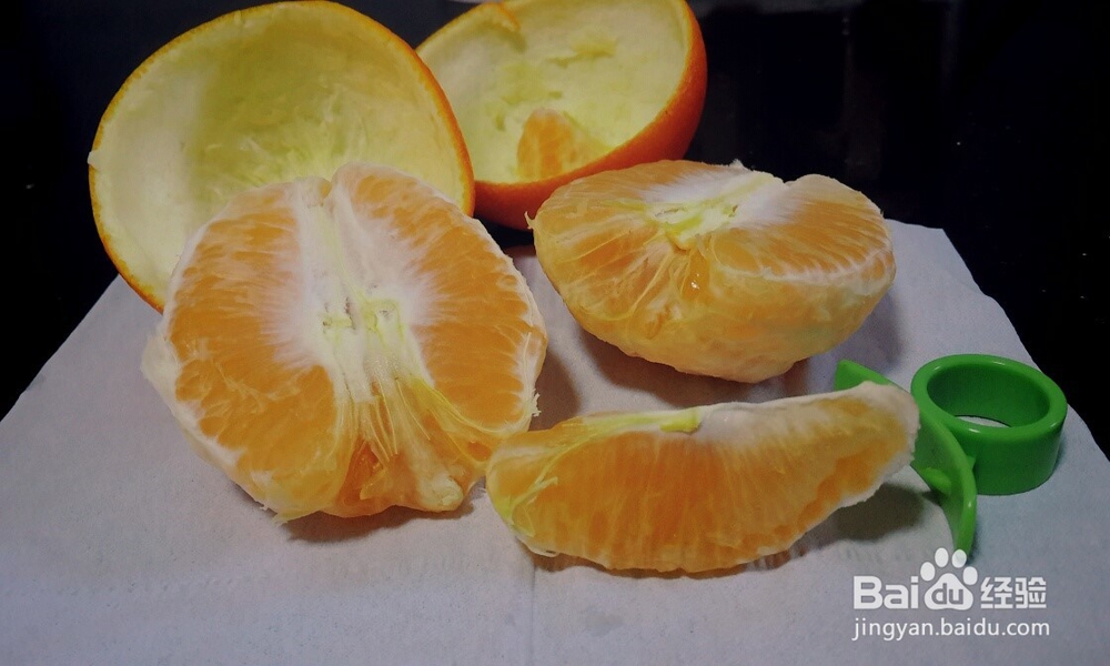 <b>如何用剥橙器剥橙子</b>