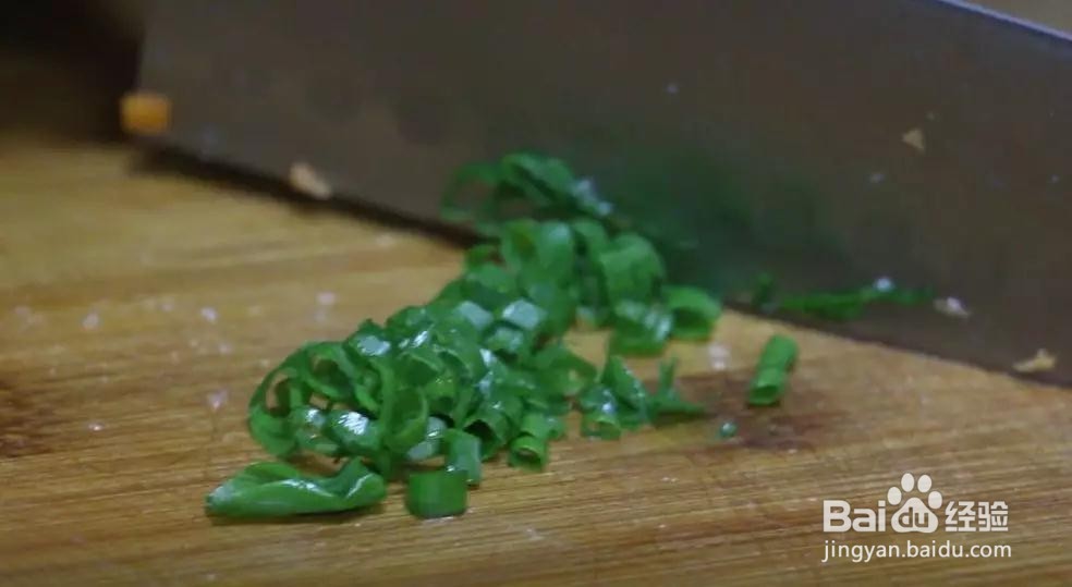 浓郁的蛋香，胡萝卜瘦肉鸡蛋卷