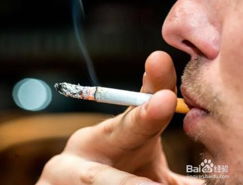 在日常生活中如何保护好自己的脊柱健康