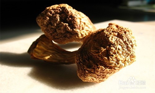 如何快速泡发香菇?