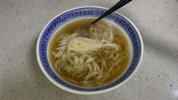 荷包蛋青菜挂面