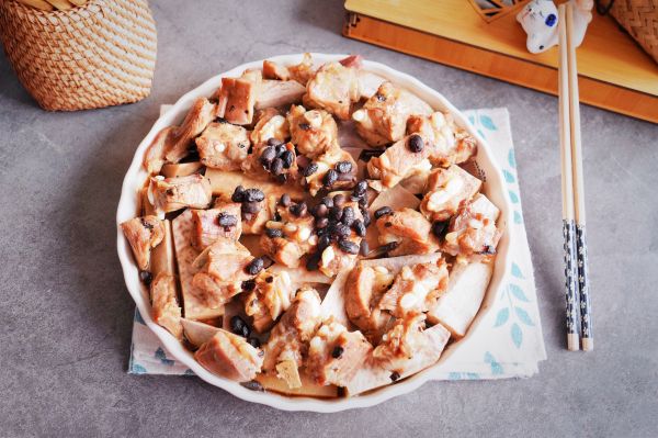 广式芋头豆豉蒸排骨