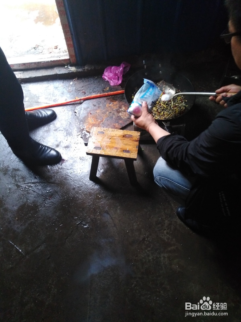 干辣椒炒河螺蛳肉如何做