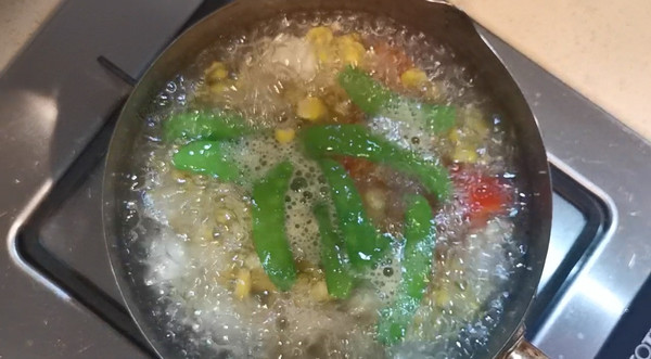 时蔬马蹄炒虾仁