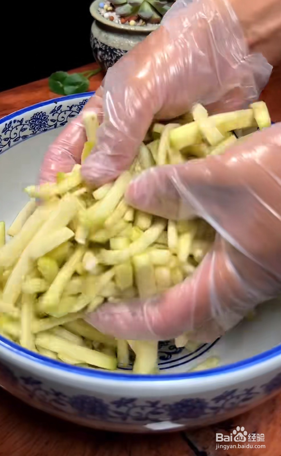 如何做家常小炒茄子