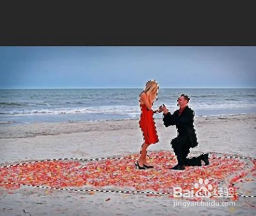 如何制作人物剪影？