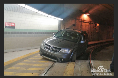 PS小技巧-如何使车前灯有开灯的效果