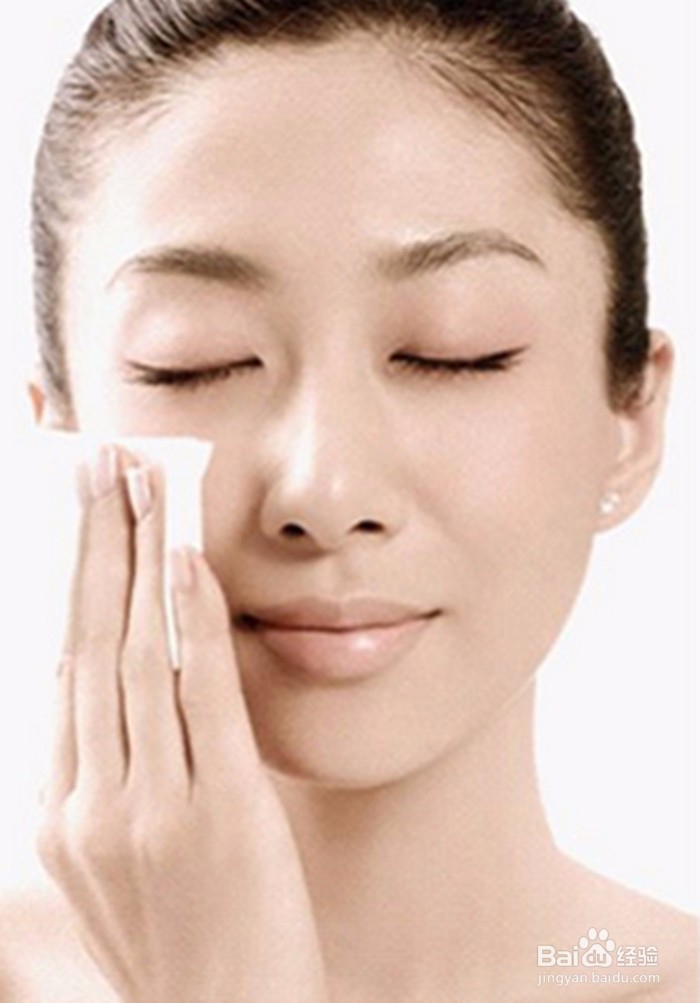 完美妆容前的护肤步骤