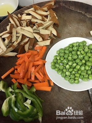 教你怎么做香干焖五花肉