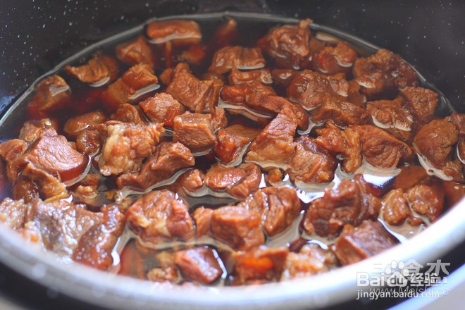 红焖牛肉粒的做法
