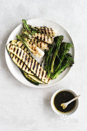 1个技巧加1个酱汁，不同的轻食体验