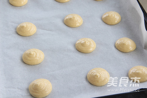 【吃货美食】白巧克力蛋黄派