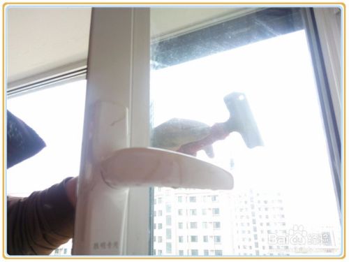 高层楼房怎样擦玻璃窗
