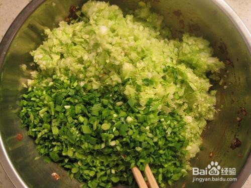 白菜韭菜猪肉饺子馅的做法