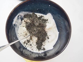 黑芝麻酸奶雪糕怎么做?