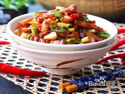 教你做开胃的酸豆角炒五花肉