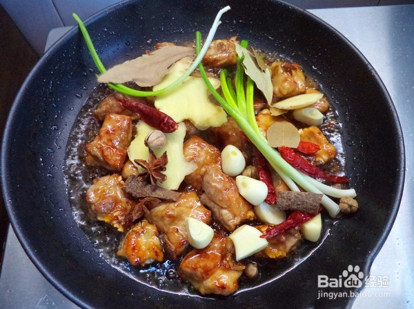 红烧排骨面怎么做？家常做法详细步骤讲解