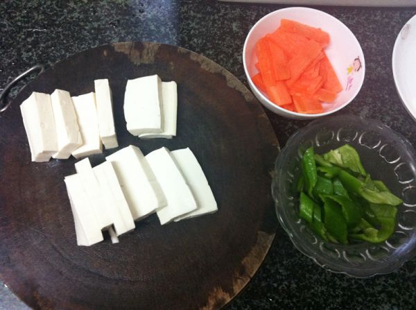 木耳辣椒烧豆腐