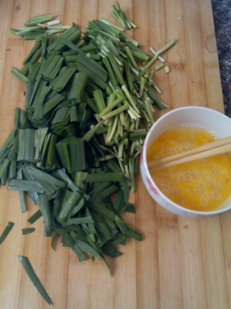 香味十足的韭菜炒鸡蛋!