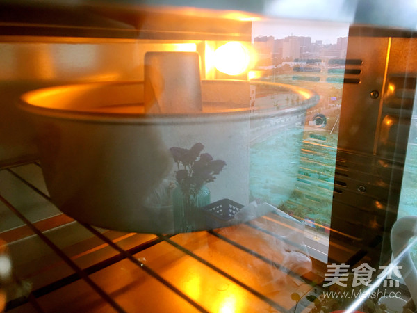 焦糖戚风的做法