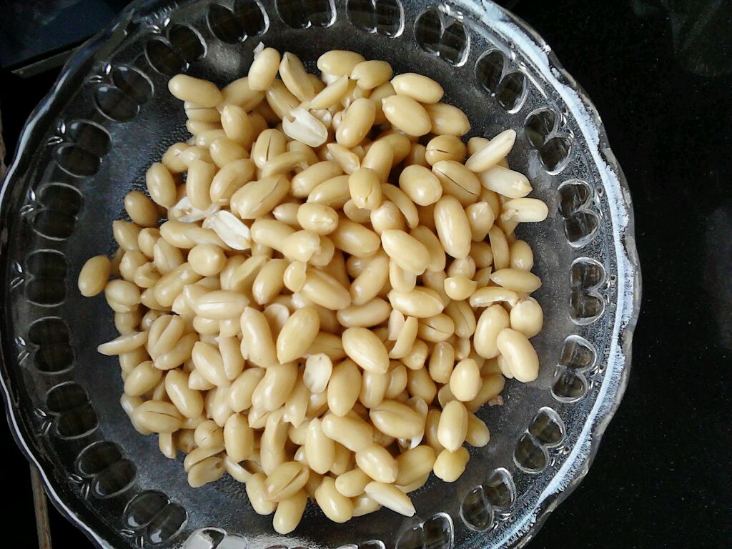经常吃花生牛轧糖大师教你做出小时候牛轧糖的味道
