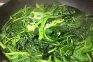 自制果仁菠菜